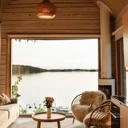 Chalet Lakefront Log *