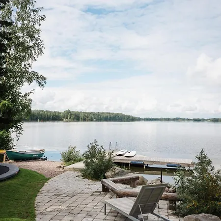 Chalet Lakefront Log Lempäälä